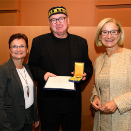 Silver medal of honor from the state of Lower Austria for Gumpold Church’s music school director Andres Tieber